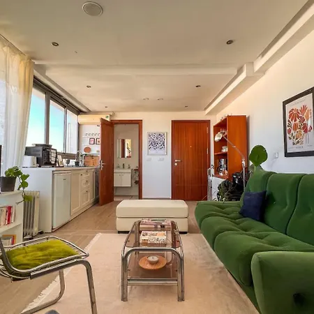 Cozy For 4 Persons In *